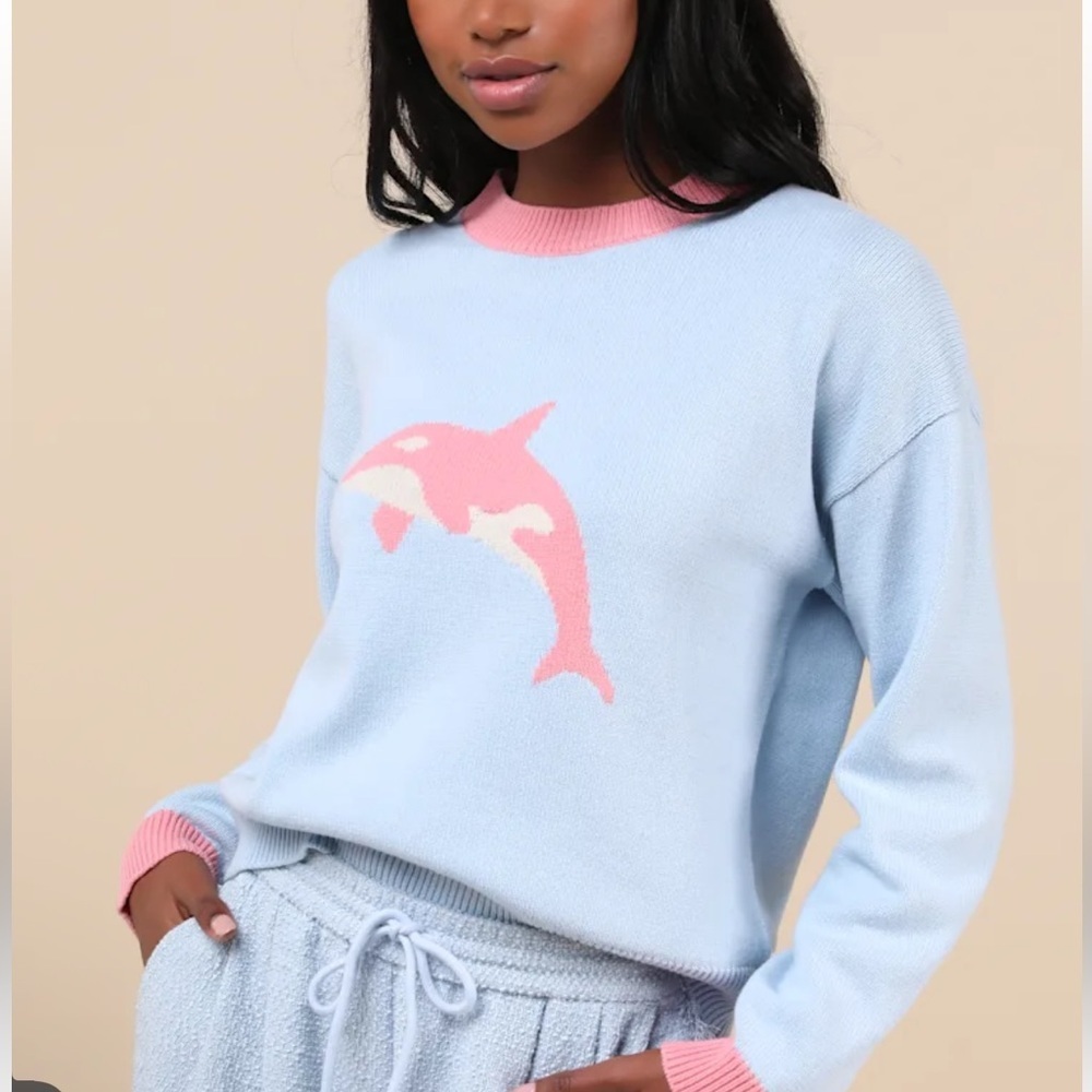 NEW Tyler McGillivary Orca Light Blue and Pink Sweater Sz XS - Picture 2 of 6